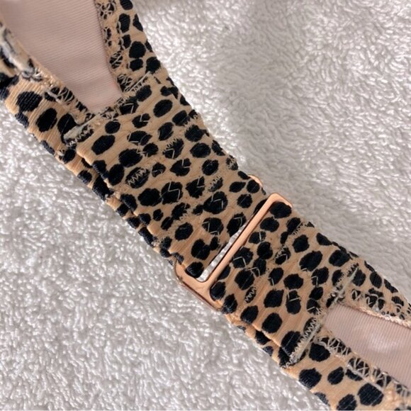 5/$25 Shade & Shore Leopard Print Bikini Bra Top 38DD - Picture 7 of 11